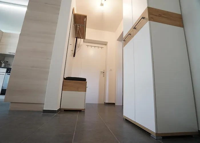 Clasgieri - 3-zimmer-ferienwohnung Fuer 4 - 6 Personen, 65m2 Lejlighed *