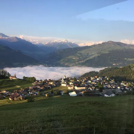 Clasgieri - 3-zimmer-ferienwohnung Fuer 4 - 6 Personen, 65m2 Falera